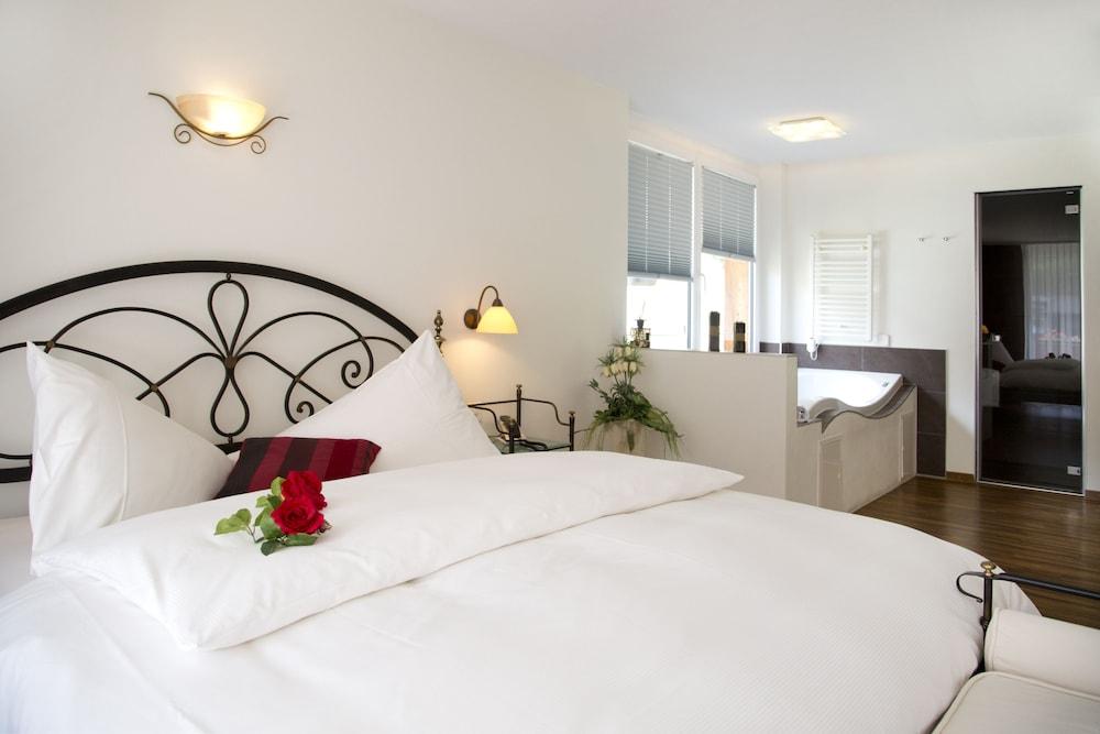 סאס פה Wellnesshotel Schweizerhof מראה חיצוני תמונה