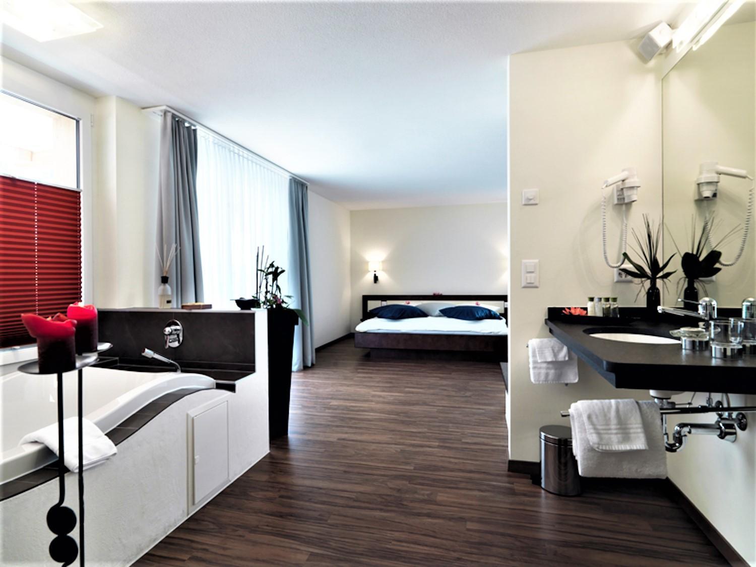 סאס פה Wellnesshotel Schweizerhof מראה חיצוני תמונה