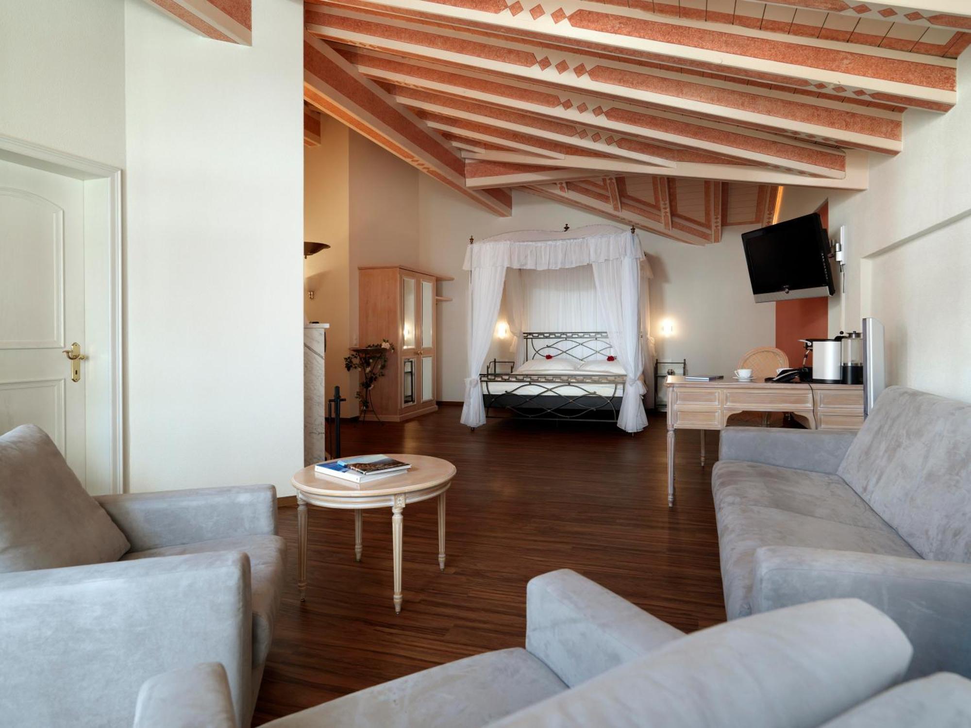 סאס פה Wellnesshotel Schweizerhof מראה חיצוני תמונה